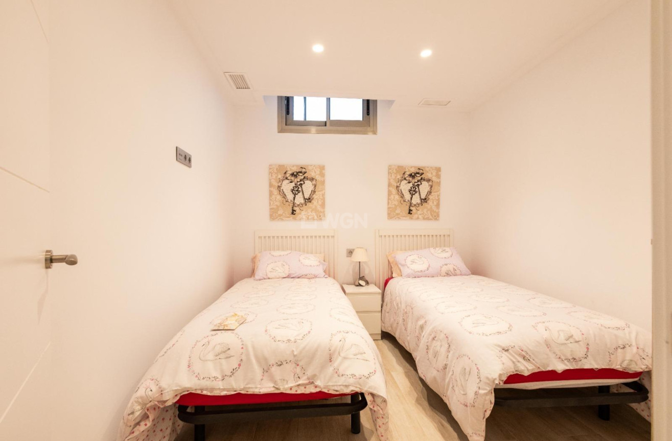 Odsprzedaż - Villa - Orihuela Costa - Costa Blanca