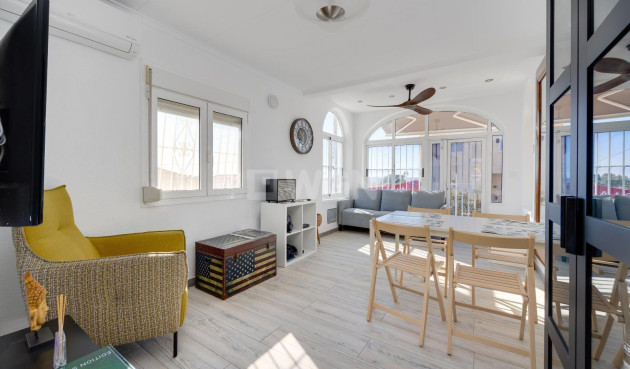 Odsprzedaż - Villa - San Fulgencio - La Marina