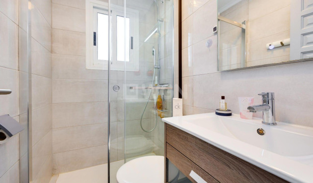 Odsprzedaż - Villa - San Fulgencio - La Marina