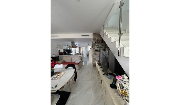 Odsprzedaż - Kamienica - Bigastro - Comunidad Valenciana