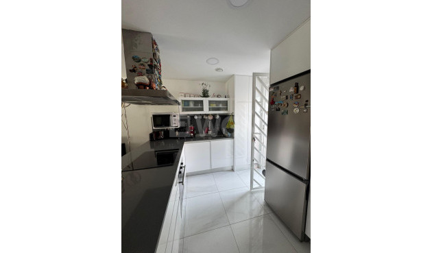 Odsprzedaż - Kamienica - Bigastro - Comunidad Valenciana