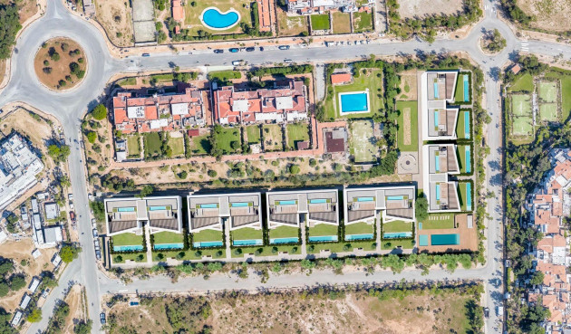 Neue Gebäude - Wohnung - Estepona - La Resina Golf