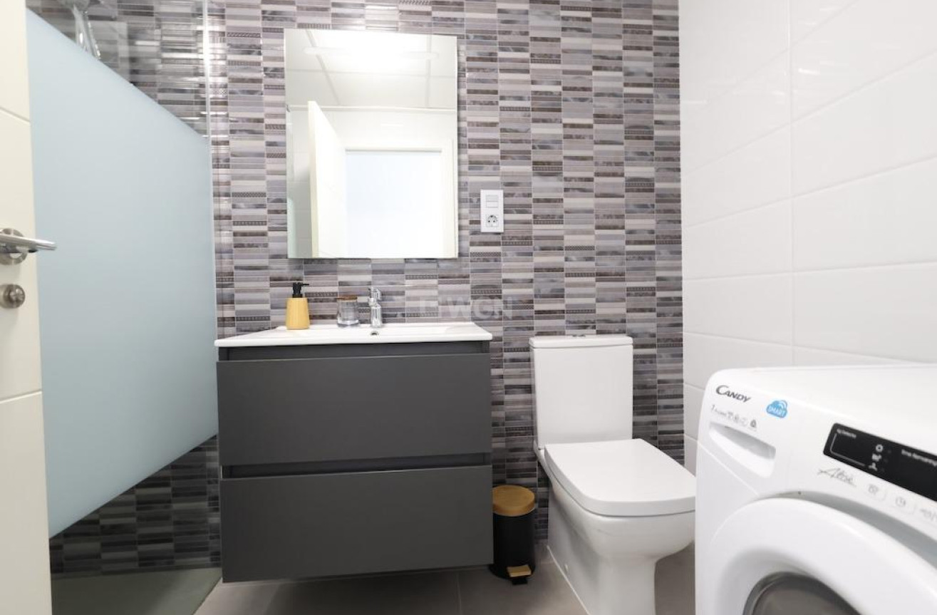 Odsprzedaż - Bungalow - Pilar de la Horadada - Costa Blanca