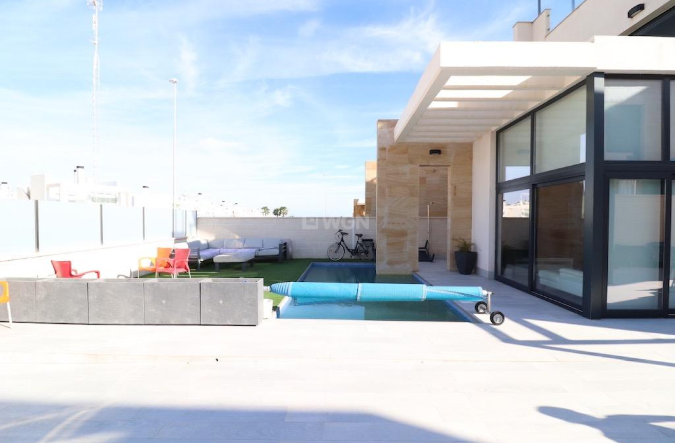 Odsprzedaż - Villa - Orihuela Costa - Costa Blanca