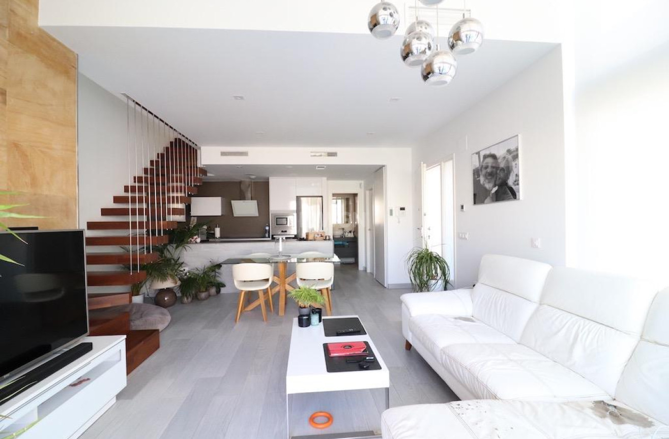 Odsprzedaż - Villa - Orihuela Costa - Costa Blanca