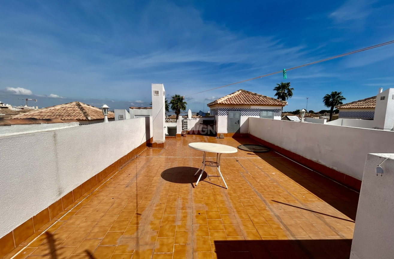 Resale - Apartment / flat - Los Altos - Costa Blanca