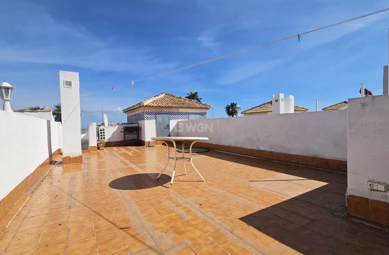 Resale - Apartment / flat - Los Altos - Costa Blanca
