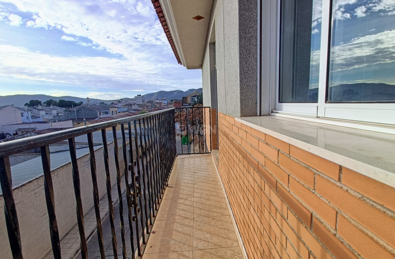 Odsprzedaż - Kamienica - La Romana - Inland