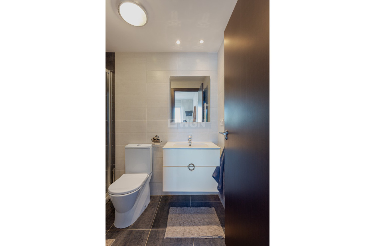 Odsprzedaż - Mieszkanie w bloku - Orihuela Costa - Costa Blanca