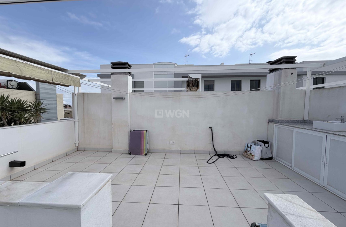 Odsprzedaż - Kamienica - Cabo Roig - Costa Blanca