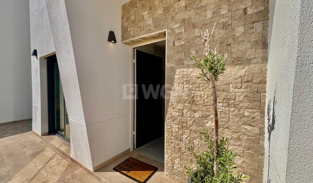 Odsprzedaż - Villa - Benijofar - Pueblo 4