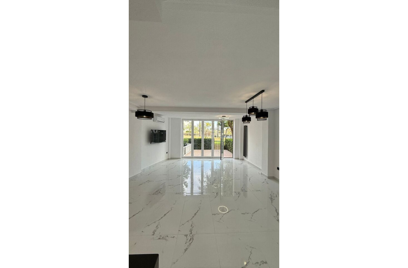 Odsprzedaż - Mieszkanie w bloku - Hacienda Riquelme Golf Resort - Inland