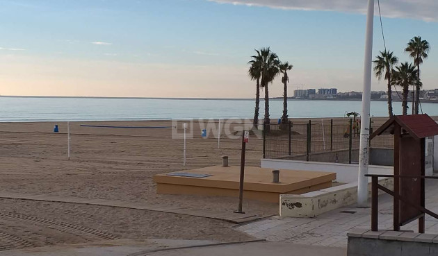 Odsprzedaż - Mieszkanie w bloku - Torrevieja - Costa Blanca