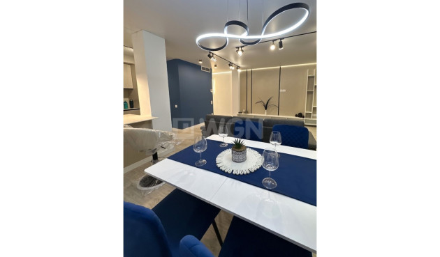 Odsprzedaż - Mieszkanie w bloku - Torrevieja - Costa Blanca