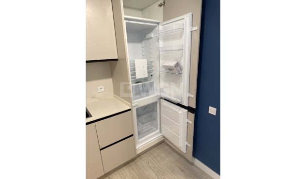 Odsprzedaż - Mieszkanie w bloku - Torrevieja - Costa Blanca