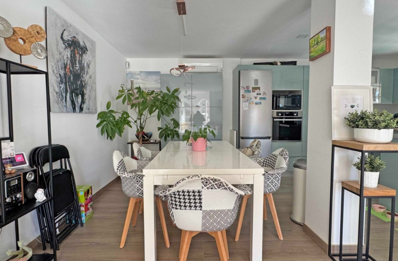 Odsprzedaż - Kamienica - Orihuela Costa - Costa Blanca