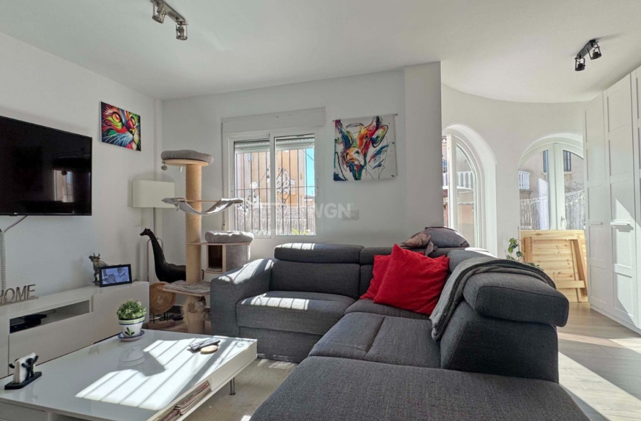 Odsprzedaż - Kamienica - Orihuela Costa - Costa Blanca