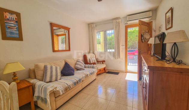 Odsprzedaż - Mieszkanie w bloku - Torrevieja - Costa Blanca