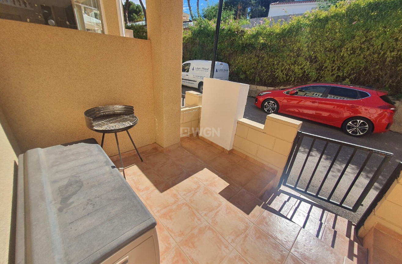 Odsprzedaż - Mieszkanie w bloku - Torrevieja - Costa Blanca