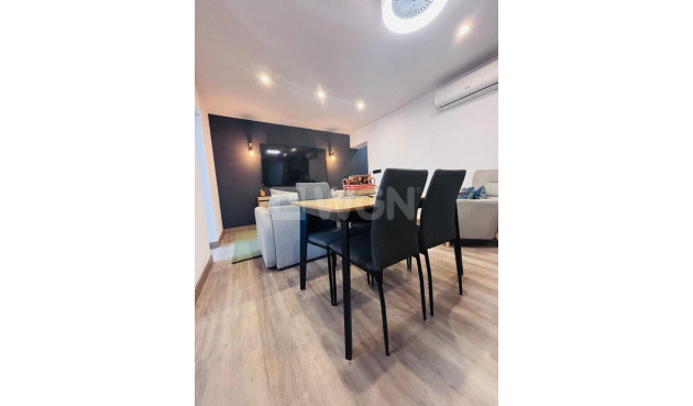 Odsprzedaż - Kamienica - San Miguel de Salinas - Inland