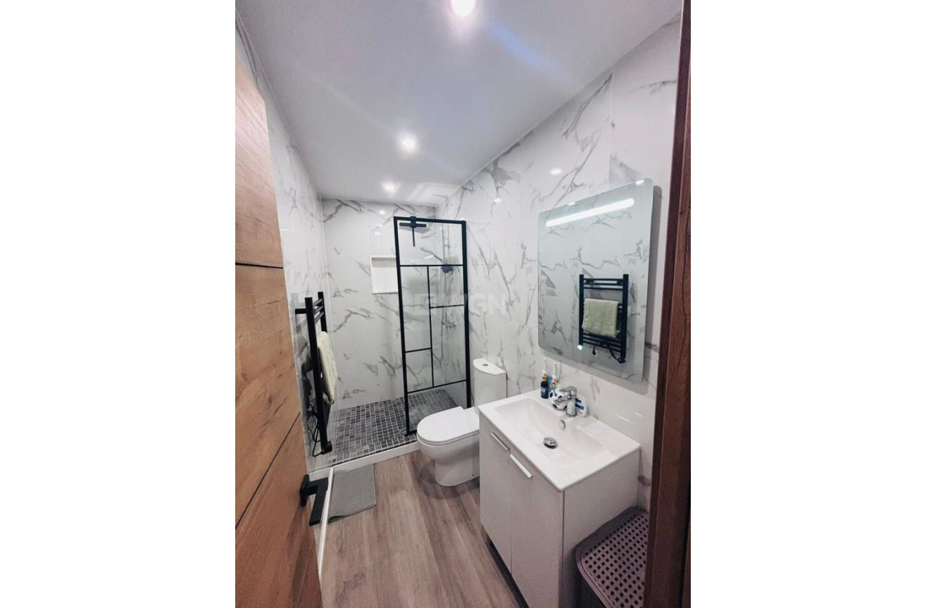 Odsprzedaż - Kamienica - San Miguel de Salinas - Inland