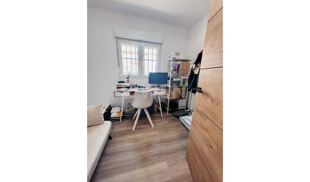 Odsprzedaż - Kamienica - San Miguel de Salinas - Inland