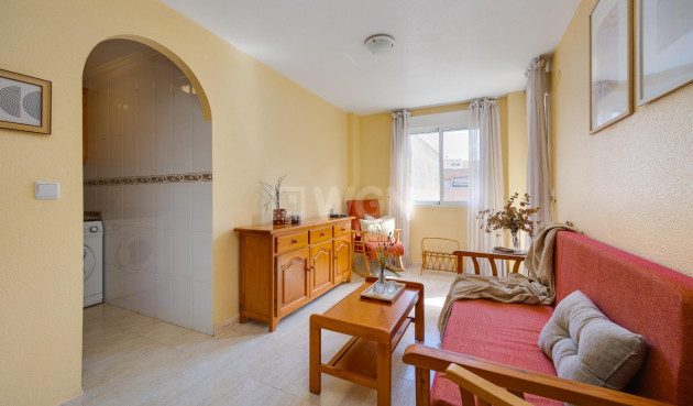 Odsprzedaż - Mieszkanie w bloku - Torrevieja - Playa del Cura