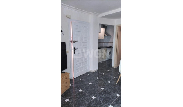 Odsprzedaż - Mieszkanie w bloku - Torrevieja - Gaspar Perrelló