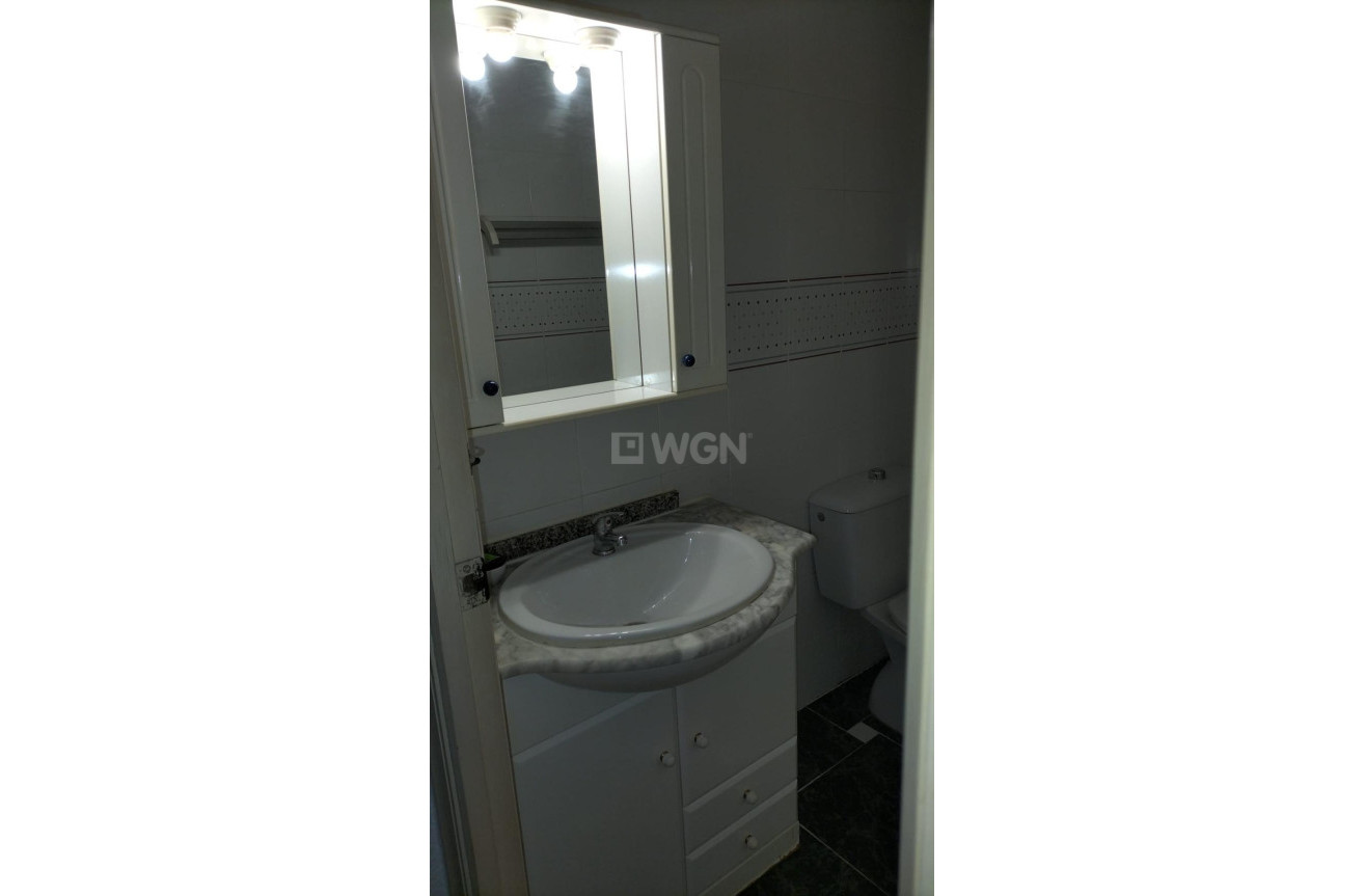 Odsprzedaż - Mieszkanie w bloku - Torrevieja - Gaspar Perrelló