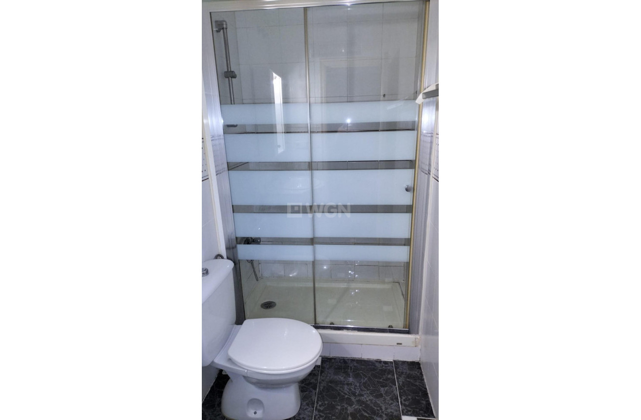 Odsprzedaż - Mieszkanie w bloku - Torrevieja - Gaspar Perrelló