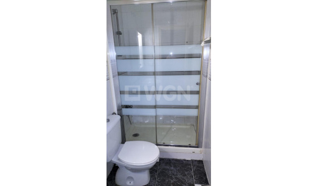 Odsprzedaż - Mieszkanie w bloku - Torrevieja - Gaspar Perrelló