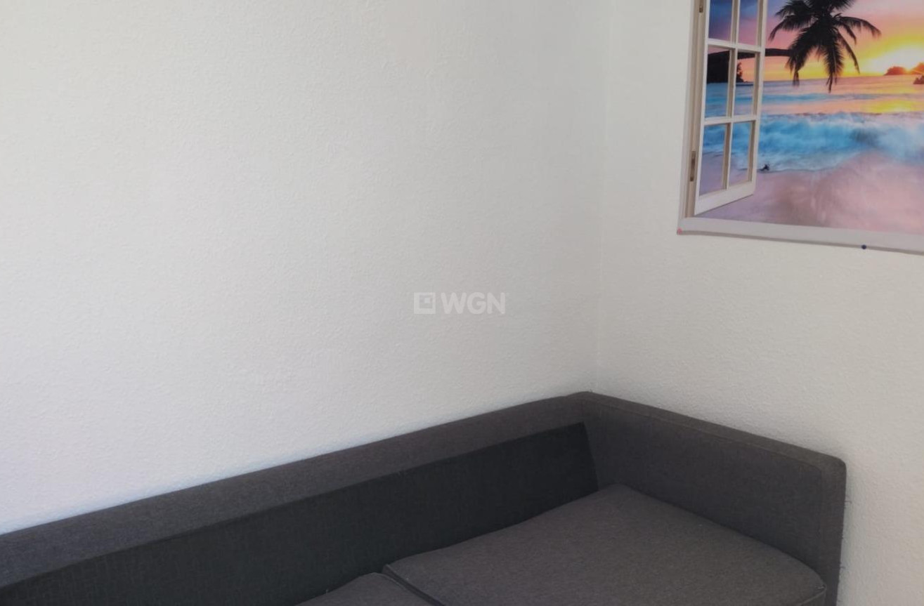 Odsprzedaż - Mieszkanie w bloku - Torrevieja - Gaspar Perrelló