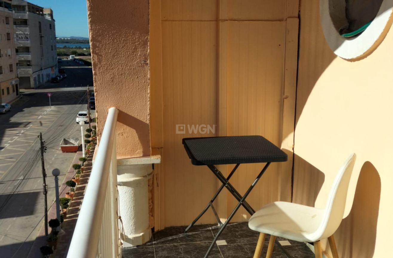 Odsprzedaż - Mieszkanie w bloku - Torrevieja - Gaspar Perrelló