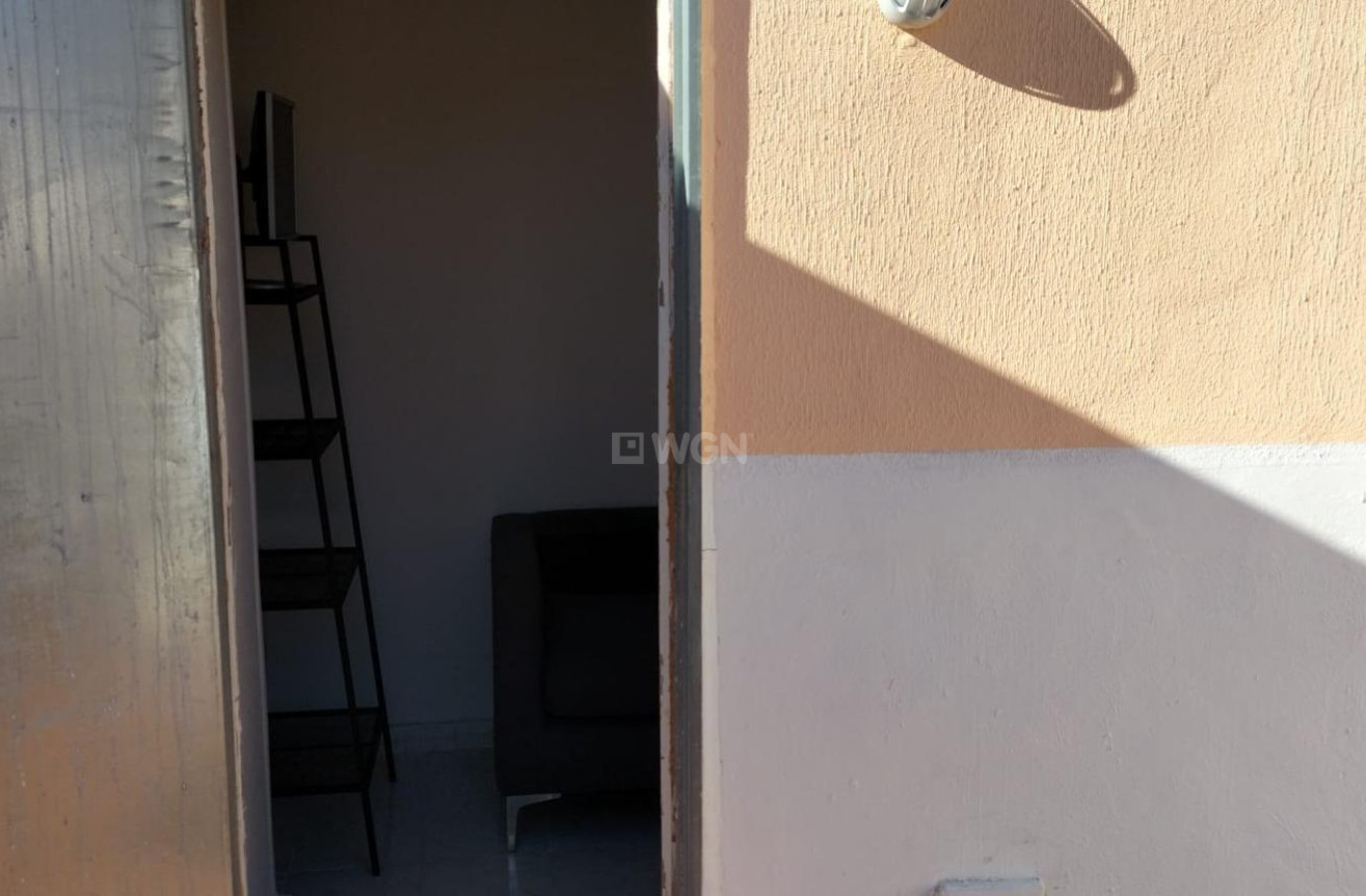 Odsprzedaż - Mieszkanie w bloku - Torrevieja - Gaspar Perrelló