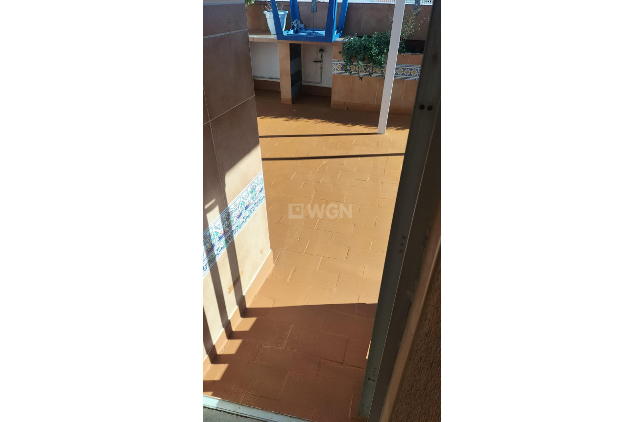 Odsprzedaż - Mieszkanie w bloku - Torrevieja - Gaspar Perrelló