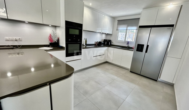 Odsprzedaż - Villa - Cabo Roig - Costa Blanca