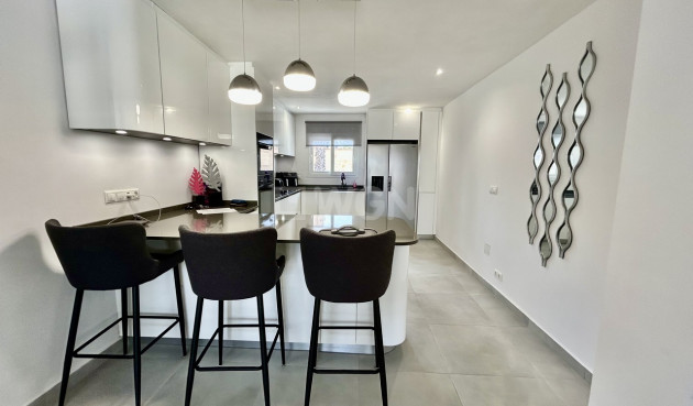 Odsprzedaż - Villa - Cabo Roig - Costa Blanca