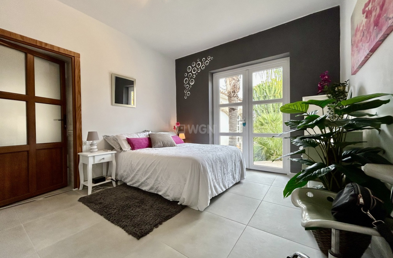 Odsprzedaż - Villa - Cabo Roig - Costa Blanca