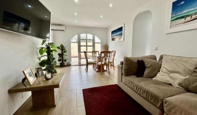 Odsprzedaż - Villa - Cabo Roig - Costa Blanca