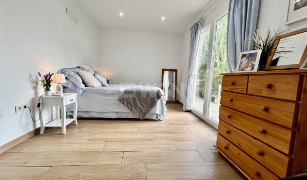 Odsprzedaż - Villa - Cabo Roig - Costa Blanca