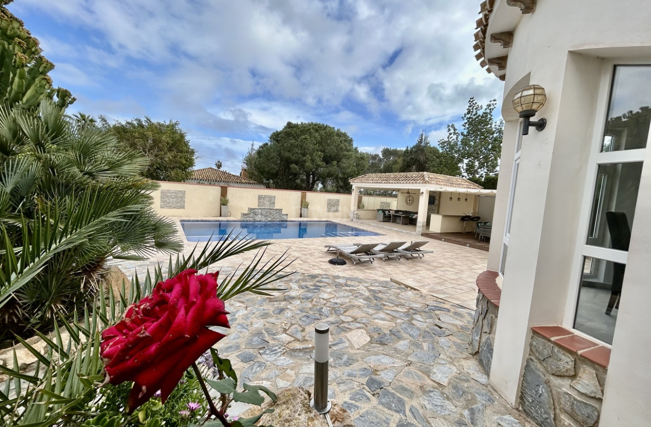 Odsprzedaż - Villa - Cabo Roig - Costa Blanca