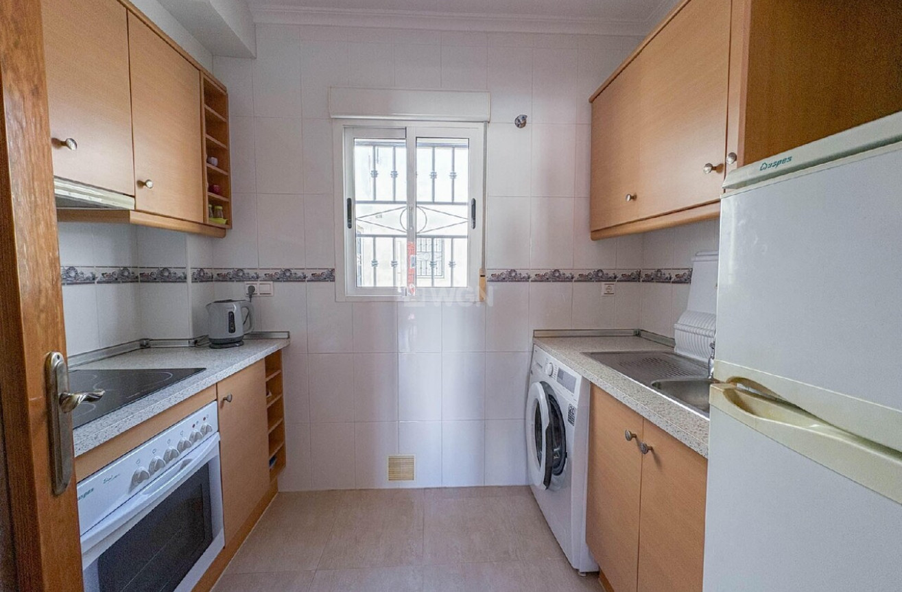 Odsprzedaż - Mieszkanie w bloku - Torrevieja - Costa Blanca