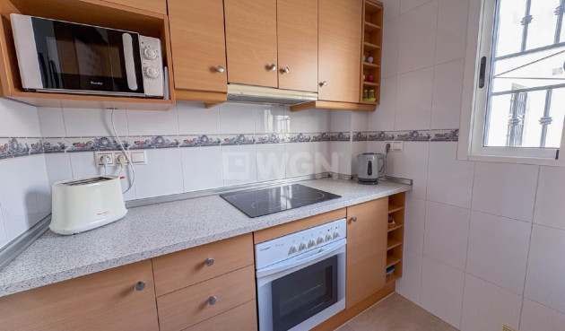 Odsprzedaż - Mieszkanie w bloku - Torrevieja - Costa Blanca