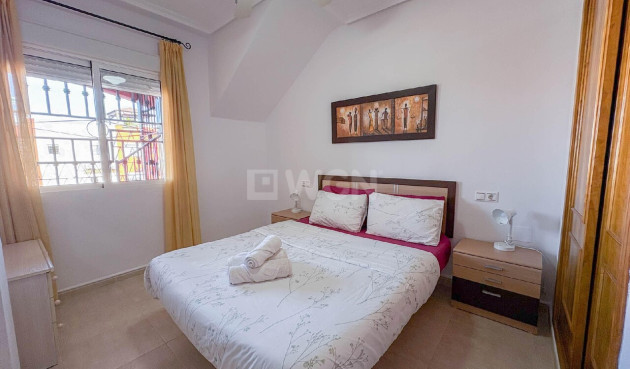 Odsprzedaż - Mieszkanie w bloku - Torrevieja - Costa Blanca