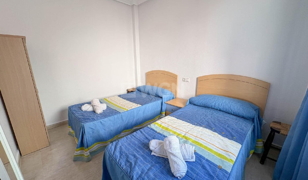 Odsprzedaż - Mieszkanie w bloku - Torrevieja - Costa Blanca
