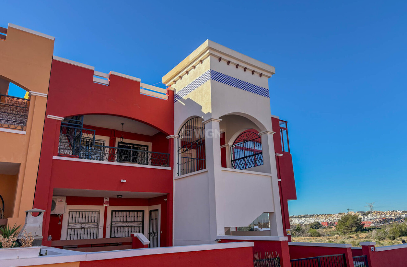 Odsprzedaż - Mieszkanie w bloku - Torrevieja - Costa Blanca