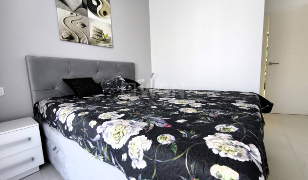 Odsprzedaż - Mieszkanie w bloku - Pilar de la Horadada - La Torre de la Horadada