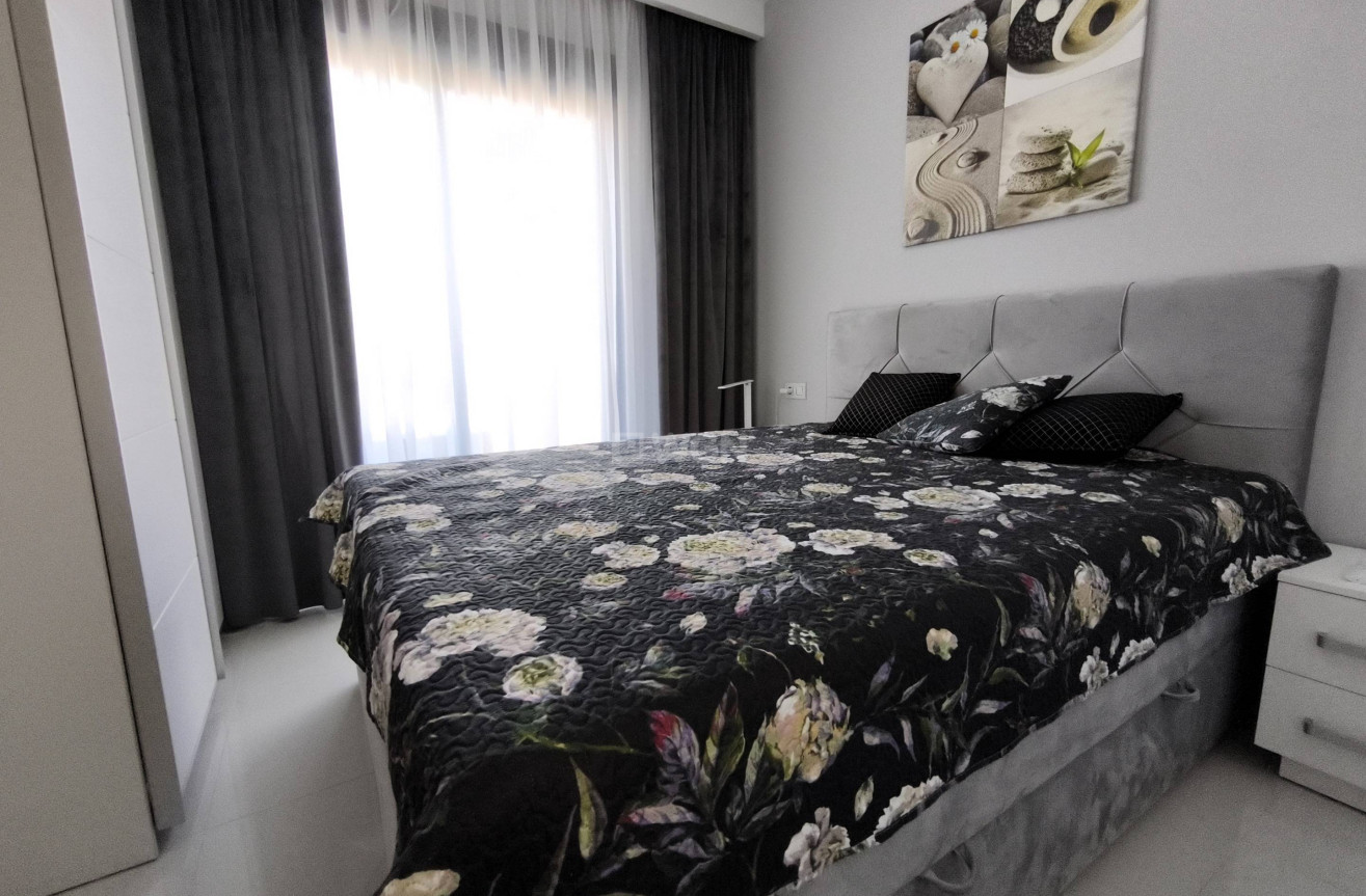 Odsprzedaż - Mieszkanie w bloku - Pilar de la Horadada - La Torre de la Horadada