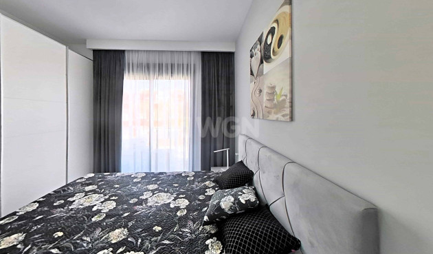 Odsprzedaż - Mieszkanie w bloku - Pilar de la Horadada - La Torre de la Horadada