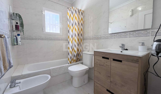 Odsprzedaż - Kamienica - Orihuela Costa - Costa Blanca